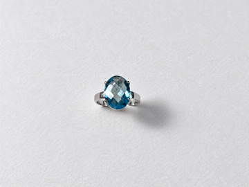 Blue topaz solitaire silver ring alternate view
