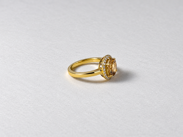 Citrine halo gold ring side view