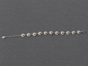Silver daisy bracelet