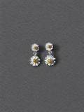 Silver daisy earrings