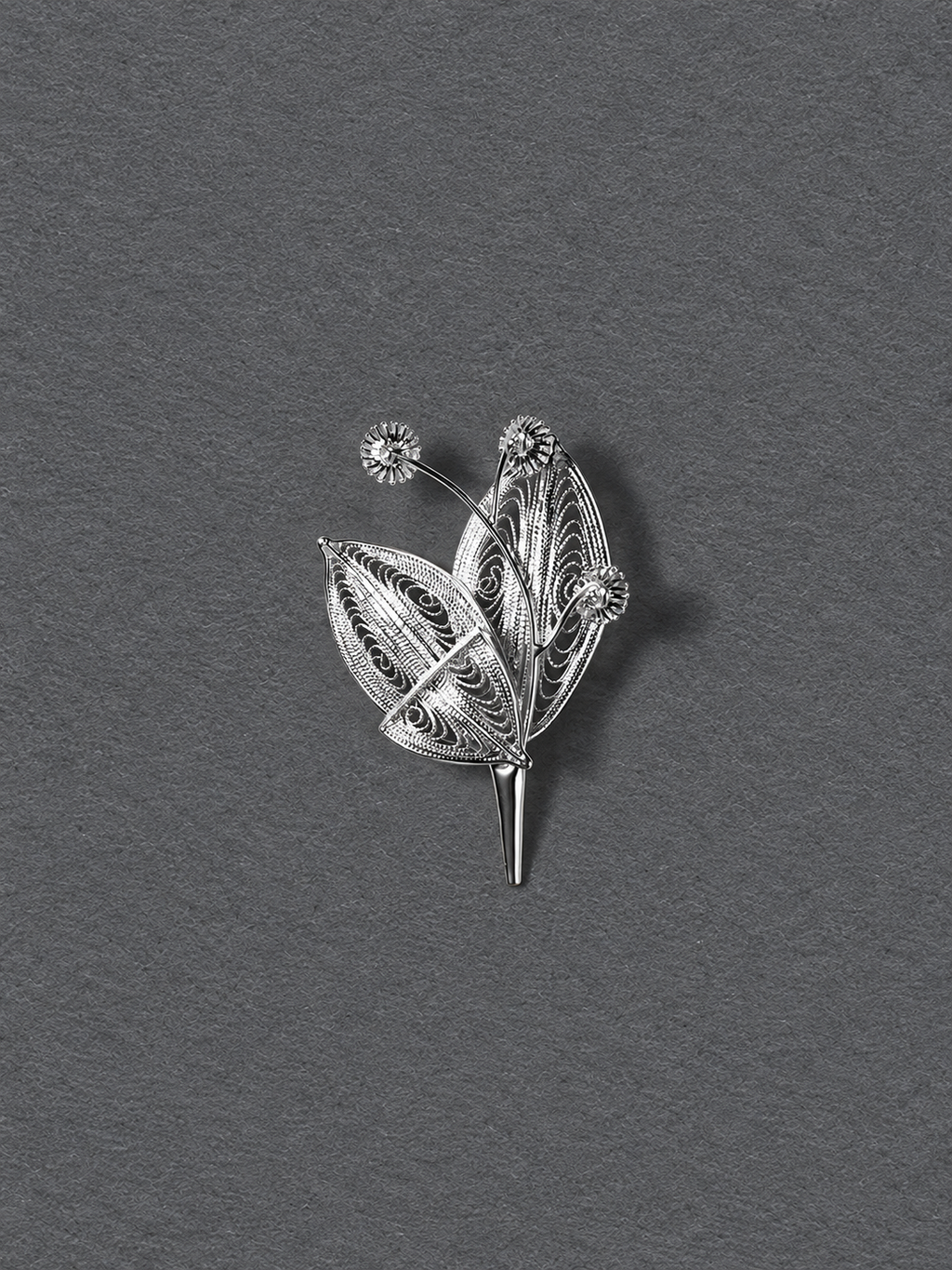 Silver leaf brooch front view