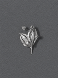 Silver leaf brooch front view